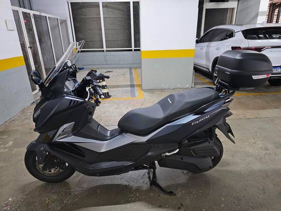DAFRA CRUISYM 300 